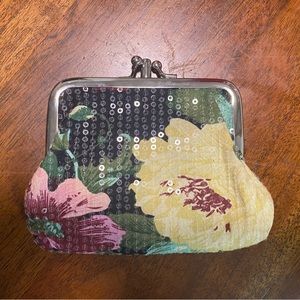 Cute floral coin purse 👛